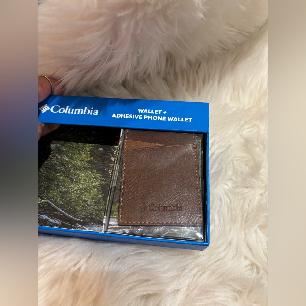 Columbia Brown Leather Wallet and Adhesive Phone wallet Set - Picture 5 of 12